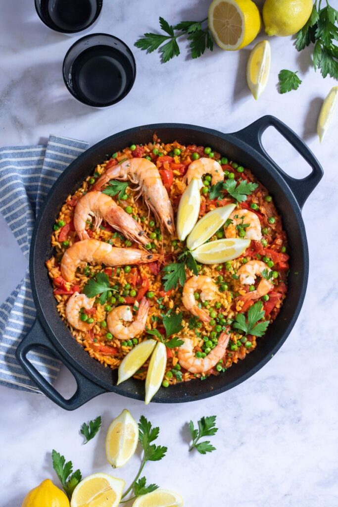 paella s krevetami