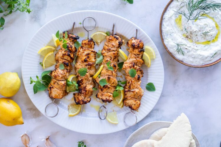 souvlaki z kuřecího masa