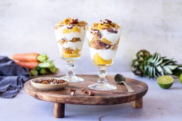 Mrkvový dort s ananasem a pekany do skla