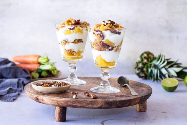 Mrkvový dort s ananasem a pekany do skla