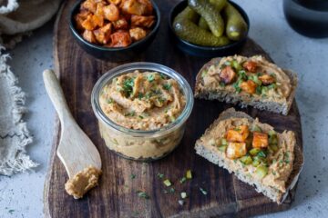 Vegan "škvarková" pomazánka